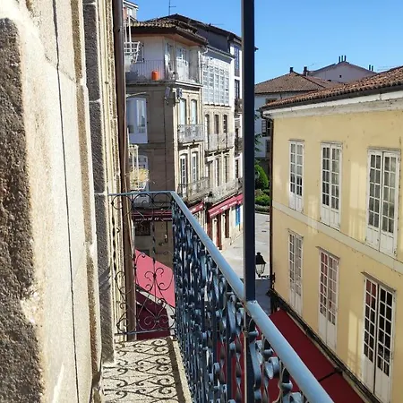 Apartamentos Turisticos Y Habitaciones Cidade Vella Ourense Exterior photo