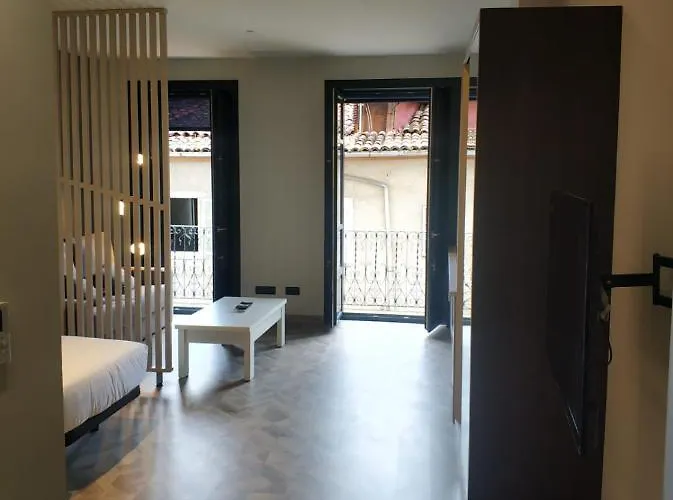 Apartamentos Turisticos Y Habitaciones Cidade Vella