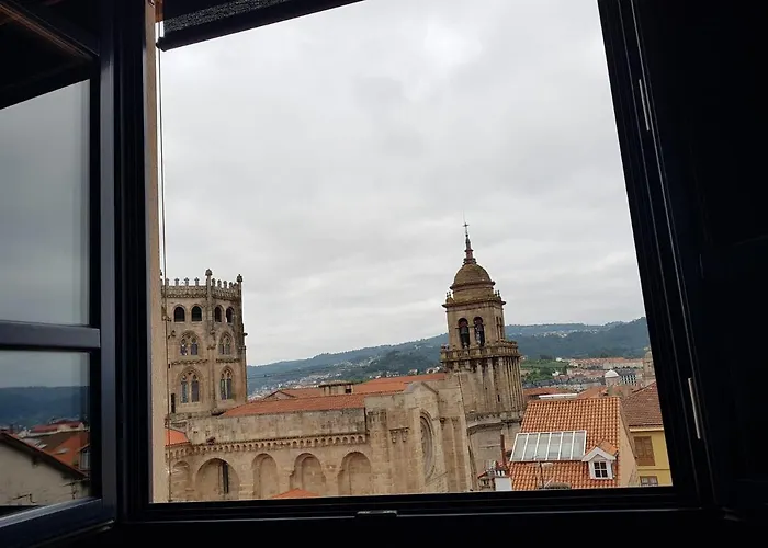 Apartamentos Turisticos Y Habitaciones Cidade Vella