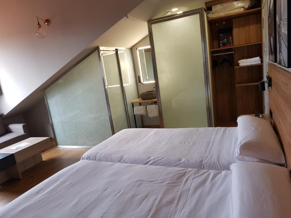 Turisticos Y Vella Apartment *